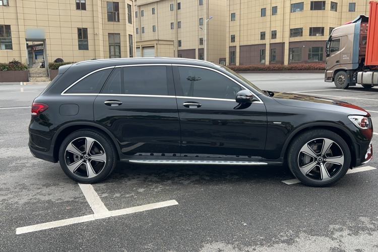 Used Mercedes-Benz GLC 2022 Refreshed GLC 300 L 4MATIC Dynamic Edition Prestige Version Exterior 2
