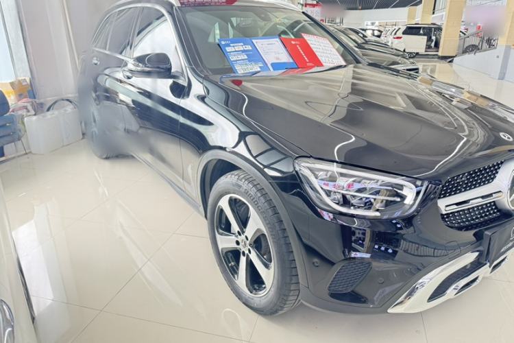 Used Mercedes-Benz GLC 2022 Second Facelift GLC 260 L 4MATIC Dynamic Edition Exterior 2