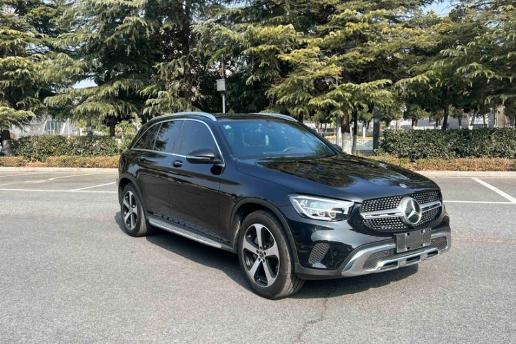 Used Mercedes-Benz GLC 2022 Second Facelift GLC 260 L 4MATIC Dynamic Edition Exterior 2