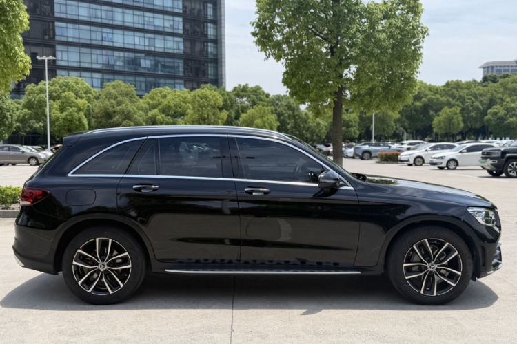 Used Mercedes-Benz GLC 2022 Refreshed GLC 300 L 4MATIC Dynamic Edition Exterior 2