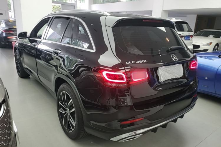 Used Mercedes-Benz GLC 2022 Second Facelift GLC 260 L 4MATIC Luxury Edition Exterior 2
