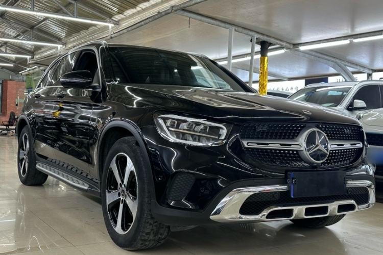 Used Mercedes-Benz GLC 2022 Second Facelift GLC 260 L 4MATIC Dynamic Edition Exterior 2