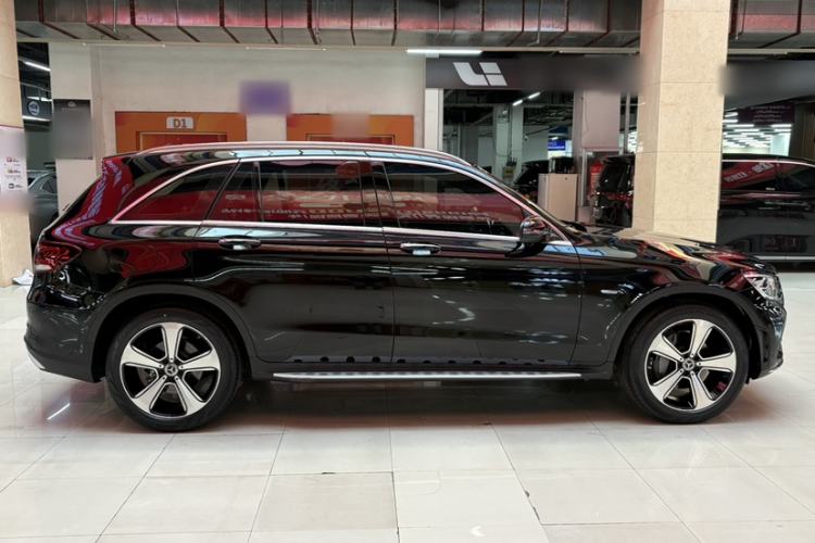 Used Mercedes-Benz GLC 2022 Refreshed GLC 300 L 4MATIC Dynamic Edition Prestige Version Exterior 2