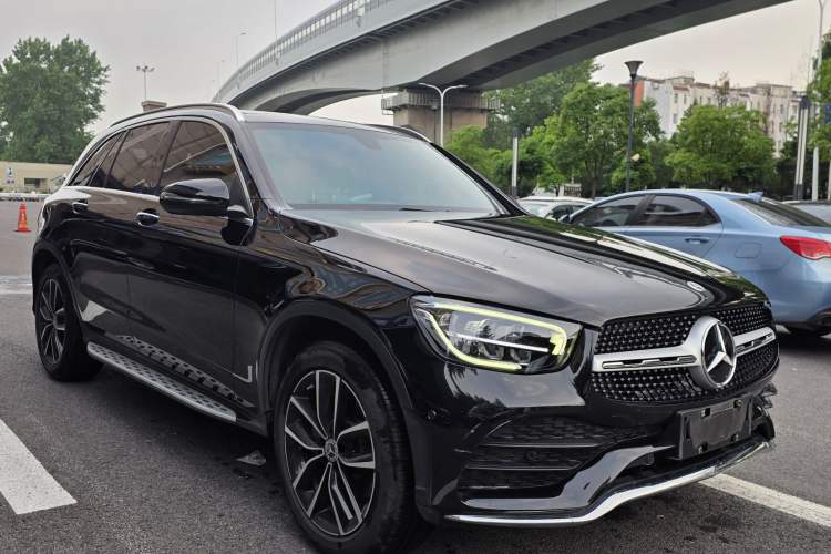 Used Mercedes-Benz GLC 2022 Facelift GLC 260 L 4MATIC Luxury Edition Exterior 3
