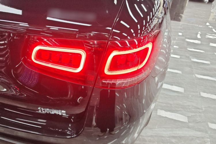 Used Mercedes-Benz GLC 2022 Refreshed GLC 260 L 4MATIC Dynamic Edition Exterior 3