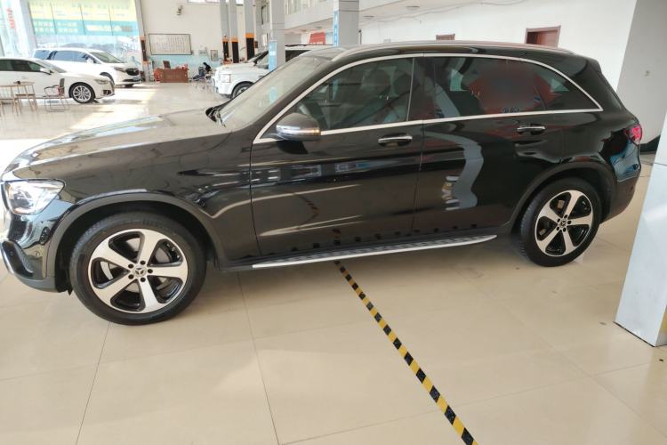 Used Mercedes-Benz GLC 2022 Refreshed GLC 260 L 4MATIC Dynamic Edition Exterior 3