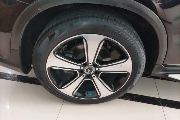 Used Mercedes-Benz GLC 2022 Refreshed GLC 300 L 4MATIC Dynamic Edition Prestige Version Exterior 3