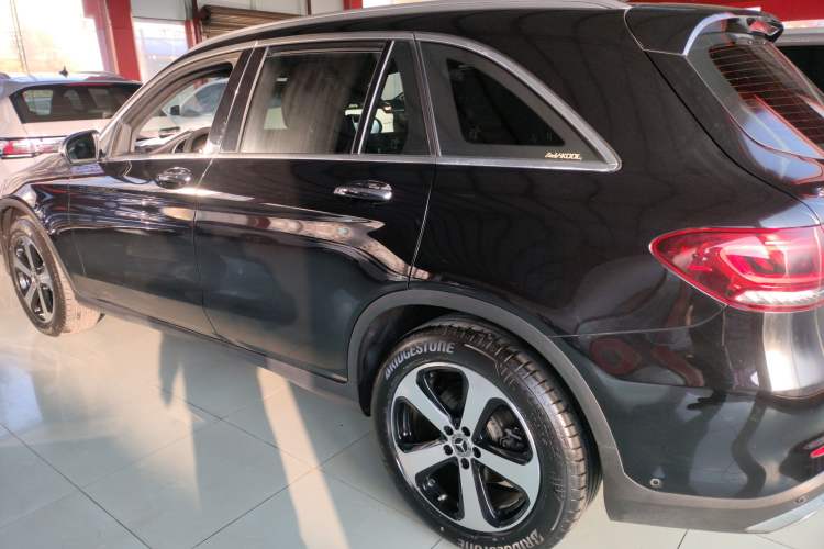 Used Mercedes-Benz GLC 2022 Facelifted GLC 260 L 4MATIC Dynamic Edition Exterior 3