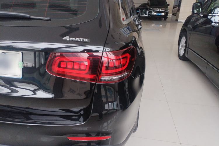 Used Mercedes-Benz GLC 2022 GLC 260 L 4MATIC Luxury Model Exterior 3