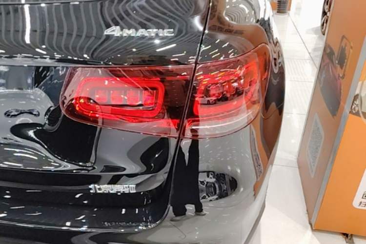 Used Mercedes-Benz GLC 2022 GLC 260 L 4MATIC Luxury Model Exterior 3