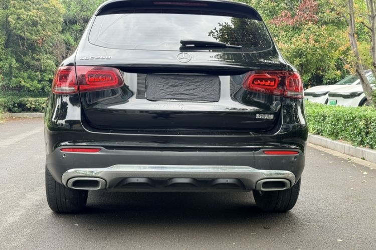 Used Mercedes-Benz GLC 2022 Second Facelift GLC 260 L 4MATIC Dynamic Edition Exterior 3