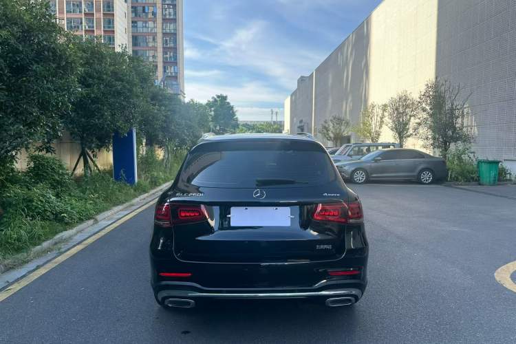 Used Mercedes-Benz GLC 2022 Facelift GLC 260 L 4MATIC Luxury Edition Exterior 4