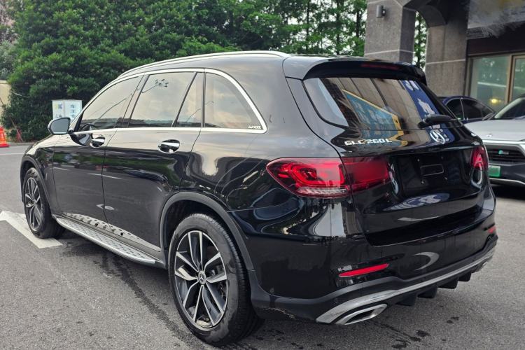 Used Mercedes-Benz GLC 2022 Facelift GLC 260 L 4MATIC Luxury Edition Exterior 4