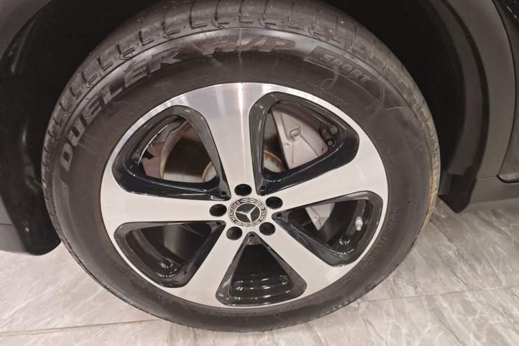 Used Mercedes-Benz GLC 2022 Refreshed GLC 260 L 4MATIC Dynamic Edition Exterior 4