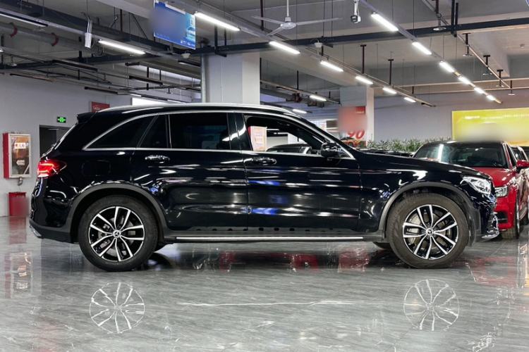 Used Mercedes-Benz GLC 2022 Facelift GLC 260 L 4MATIC Luxury Edition Exterior 4