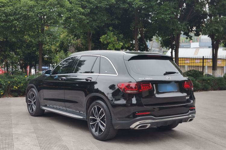Used Mercedes-Benz GLC 2022 Second Facelift GLC 260 L 4MATIC Luxury Edition Exterior 4