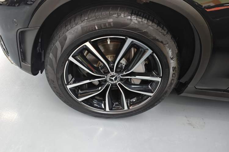 Used Mercedes-Benz GLC 2022 Facelift GLC 260 L 4MATIC Luxury Edition Exterior 4