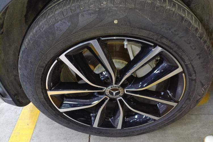 Used Mercedes-Benz GLC 2022 Facelift GLC 260 L 4MATIC Luxury Edition Exterior 4