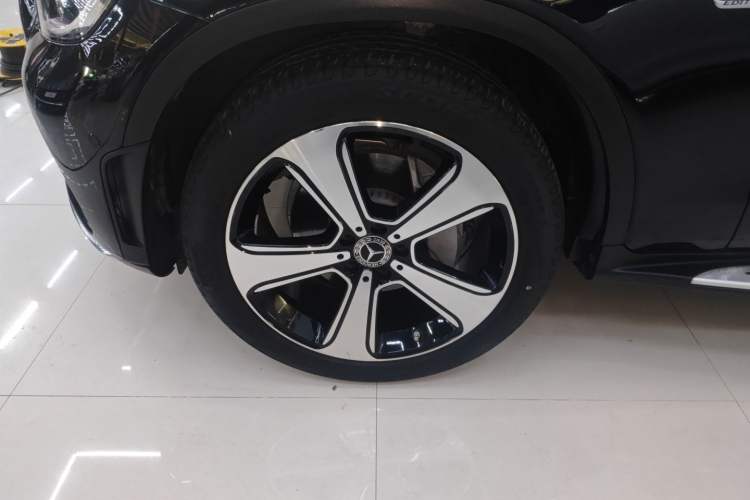 Used Mercedes-Benz GLC 2022 GLC 300 L 4MATIC Dynamic Edition Prestige Model Exterior 4