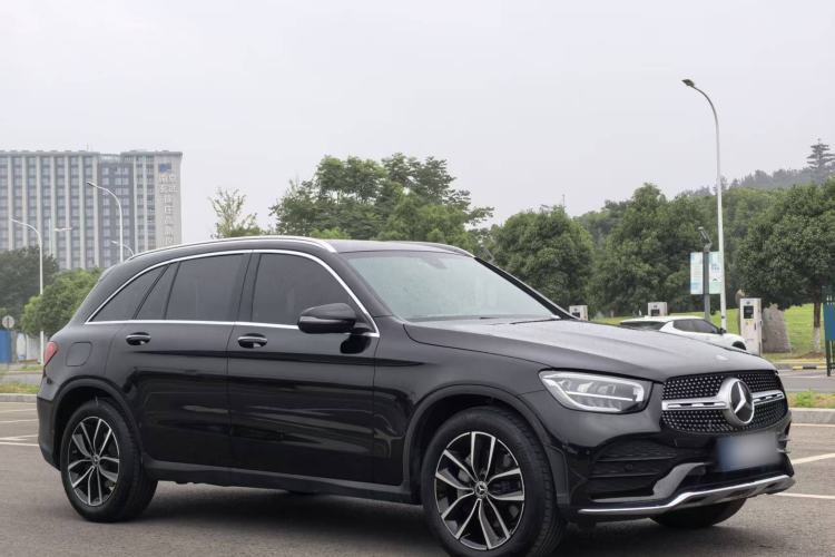 Used Mercedes-Benz GLC 2022 Second Facelift GLC 260 L 4MATIC Luxury Edition Exterior 5