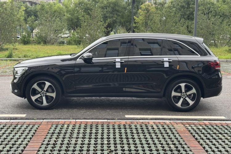 Used Mercedes-Benz GLC 2022 Second Facelift GLC 260 L 4MATIC Dynamic Edition Exterior 5
