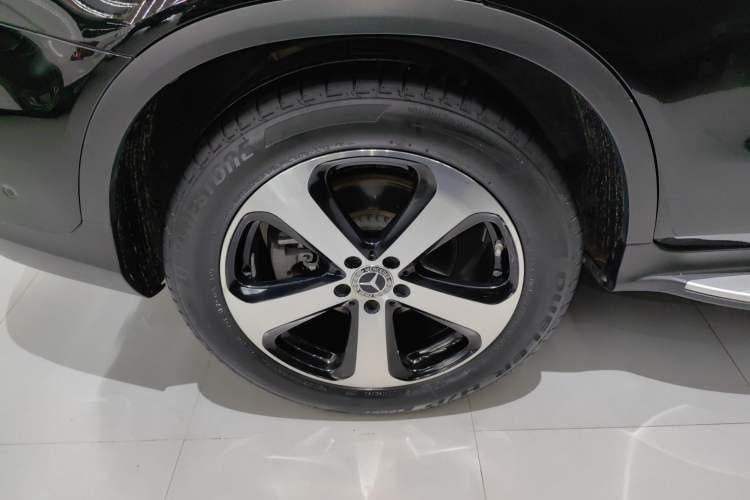 Used Mercedes-Benz GLC 2022 Refreshed GLC 260 L 4MATIC Dynamic Edition Exterior 5