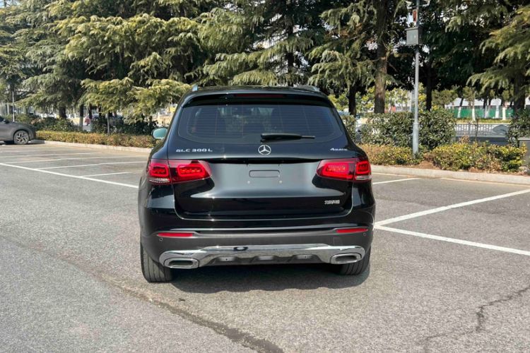 Used Mercedes-Benz GLC 2022 Second Facelift GLC 260 L 4MATIC Dynamic Edition Exterior 6