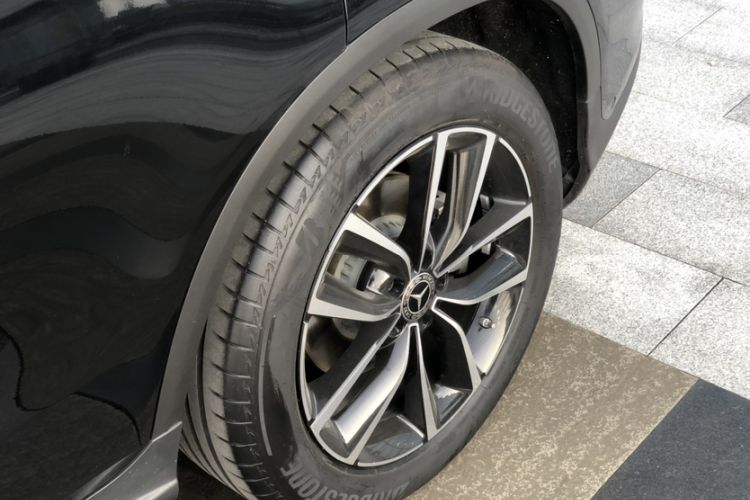 Used Mercedes-Benz GLC 2022 Second Facelift GLC 260 L 4MATIC Luxury Edition Exterior 7