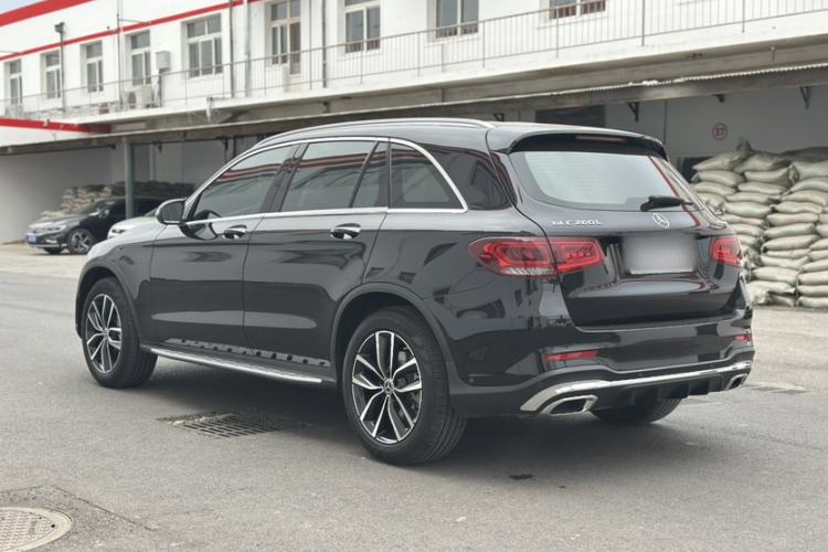Used Mercedes-Benz GLC 2022 Facelift GLC 260 L 4MATIC Luxury Edition Exterior 8