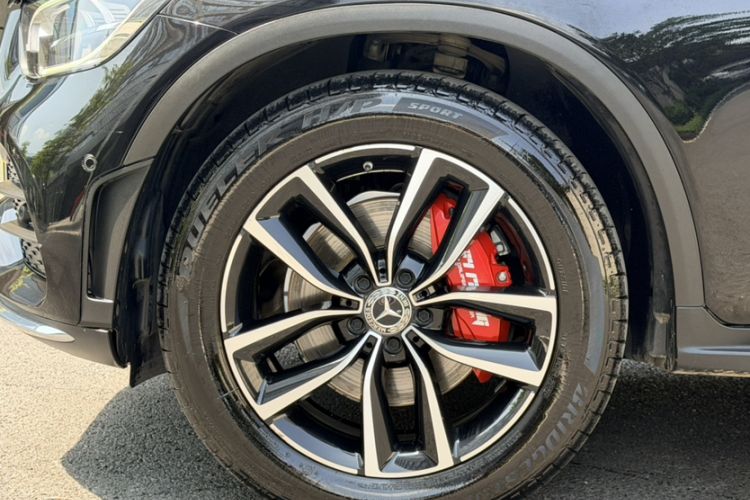 Used Mercedes-Benz GLC 2022 Facelift GLC 260 L 4MATIC Luxury Edition Exterior 8