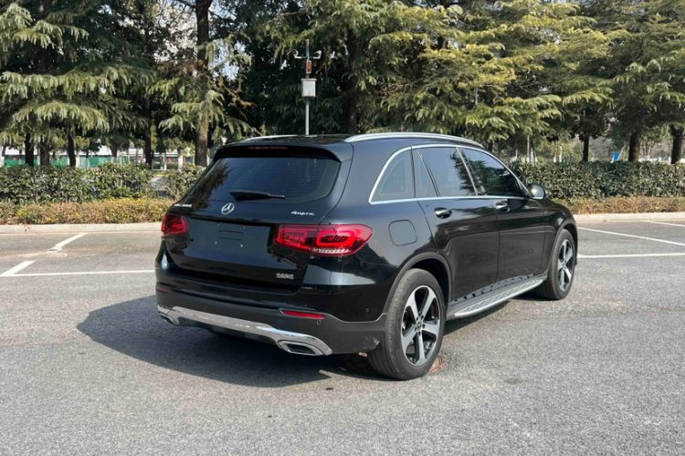 Used Mercedes-Benz GLC 2022 Second Facelift GLC 260 L 4MATIC Dynamic Edition Exterior 9