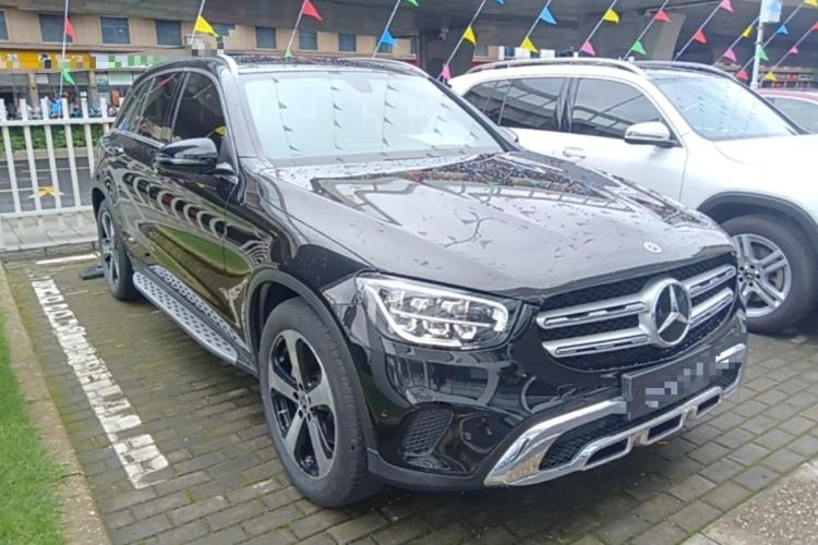Used Mercedes-Benz GLC 2022 Second Facelift GLC 260 L 4MATIC Dynamic Edition Front Right 45 Deg