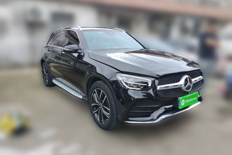 Used Mercedes-Benz GLC 2022 GLC 300 L 4MATIC Dynamic Model Front Right 45 Deg