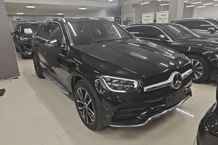 Used Mercedes-Benz GLC 2022 GLC 300 L 4MATIC Dynamic Model Front Right 45 Deg