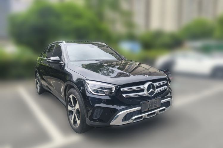 Used Mercedes-Benz GLC 2022 Refreshed GLC 260 L 4MATIC Dynamic Edition Front Right 45 Deg