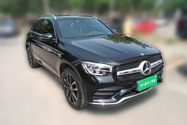 Used Mercedes-Benz GLC 2022 Second Facelift GLC 260 L 4MATIC Luxury Edition Front Right 45 Deg