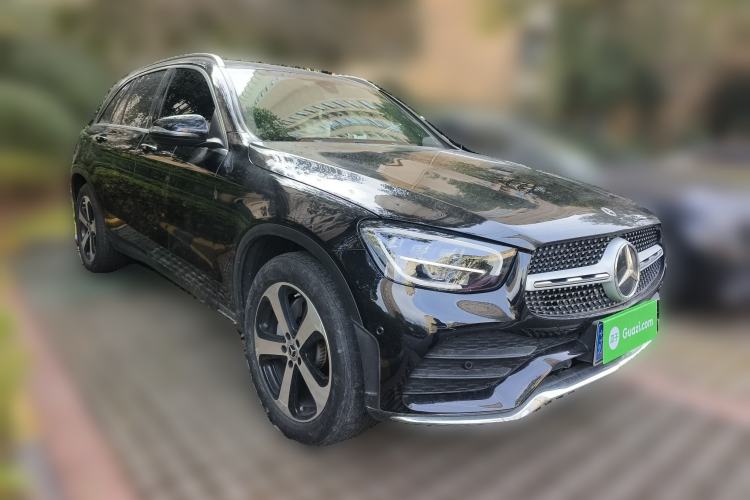 Used Mercedes-Benz GLC 2022 Facelifted GLC 260 L 4MATIC Dynamic Edition Front Right 45 Deg