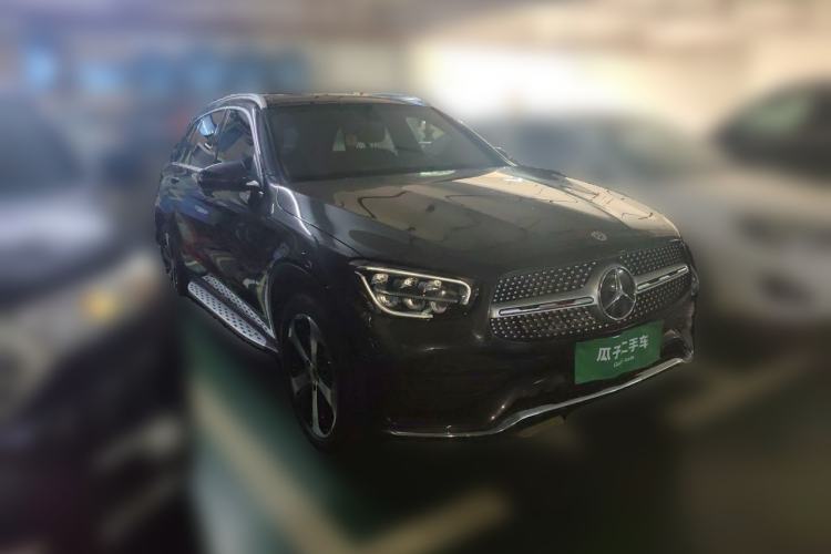 Used Mercedes-Benz GLC 2022 Facelifted GLC 260 L 4MATIC Dynamic Edition Front Right 45 Deg