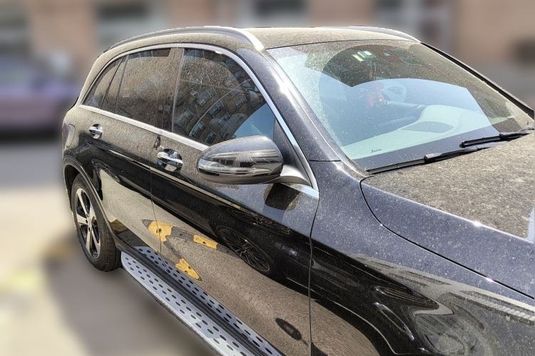 Used Mercedes-Benz GLC 2022 Facelifted GLC 260 L 4MATIC Dynamic Edition Front Right 45 Deg