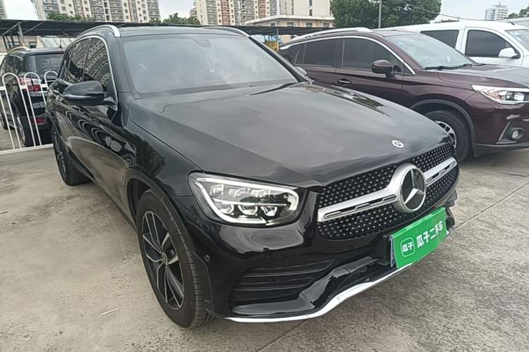Used Mercedes-Benz GLC 2022 GLC 260 L 4MATIC Luxury Model Front Right 45 Deg