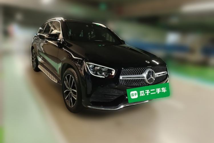 Used Mercedes-Benz GLC 2022 Second Facelift GLC 260 L 4MATIC Luxury Edition Front Right 45 Deg