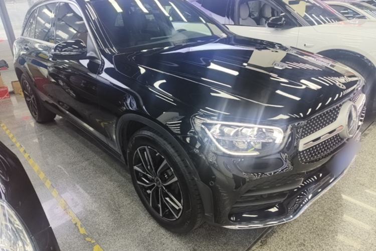 Used Mercedes-Benz GLC 2022 Second Facelift GLC 260 L 4MATIC Luxury Edition Front Right 45 Deg