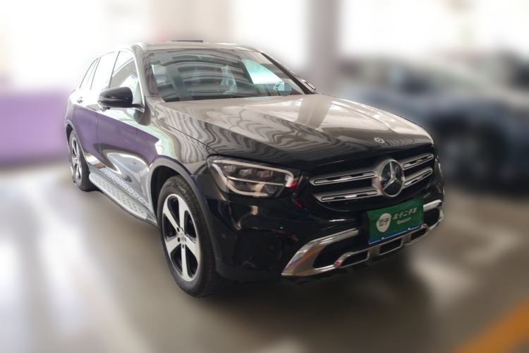 Used Mercedes-Benz GLC 2022 Refreshed GLC 260 L 4MATIC Dynamic Edition Front Right 45 Deg