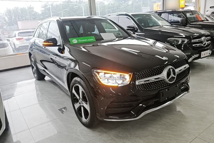 Used Mercedes-Benz GLC 2022 Facelifted GLC 260 L 4MATIC Dynamic Edition Front Right 45 Deg