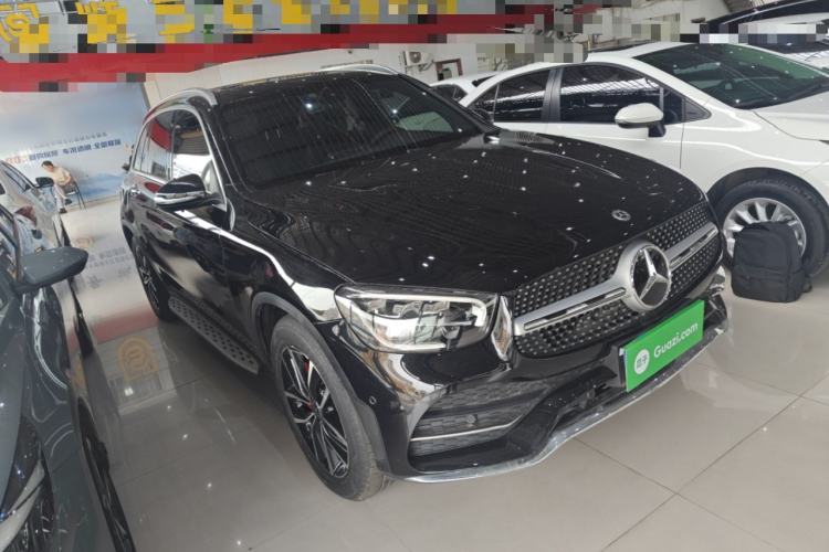 Used Mercedes-Benz GLC 2022 Second Facelift GLC 260 L 4MATIC Luxury Edition Front Right 45 Deg