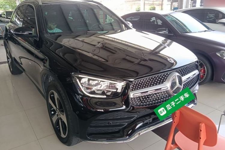 Used Mercedes-Benz GLC 2022 Facelifted GLC 260 L 4MATIC Dynamic Edition Front Right 45 Deg