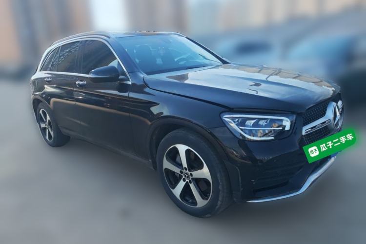 Used Mercedes-Benz GLC 2022 Facelifted GLC 260 L 4MATIC Dynamic Edition Front Right 45 Deg