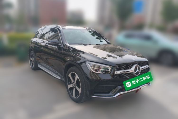 Used Mercedes-Benz GLC 2022 Facelifted GLC 260 L 4MATIC Dynamic Edition Front Right 45 Deg