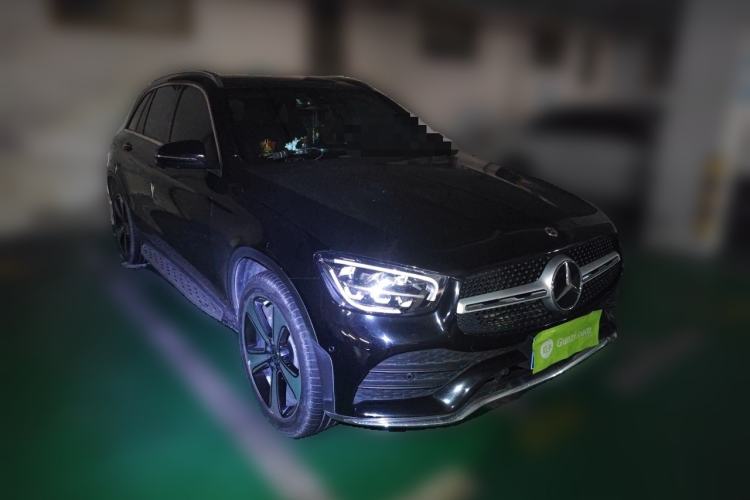 Used Mercedes-Benz GLC 2022 Facelift GLC 300 L 4MATIC Luxury Edition Front Right 45 Deg