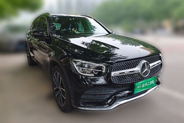 Used Mercedes-Benz GLC 2022 GLC 260 L 4MATIC Luxury Model Front Right 45 Deg